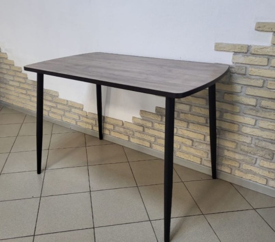 Стол Милан- Н (1100*700) пластик (с опорами)