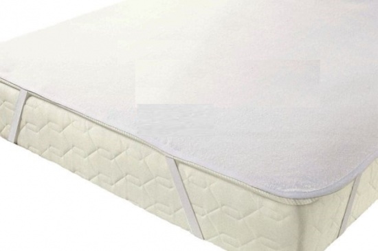 Наматрасник 1,8 х 2,0 AQUASTOP С РЕЗИНКАМИ ПО УГЛАМ