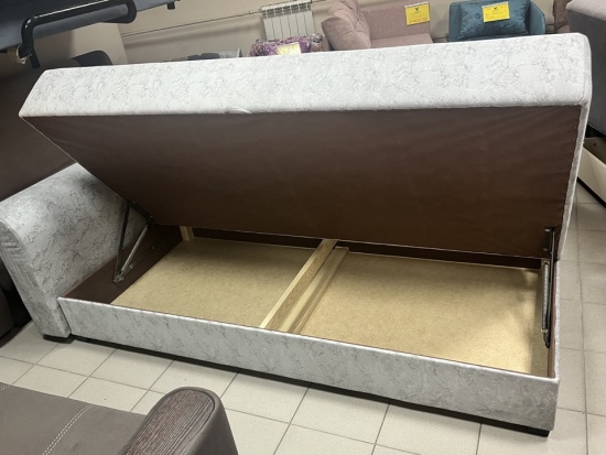 Тахта Мелисса