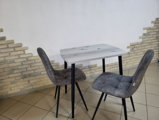 Стол Милан- МИНИ (800*600) пластик (с опорами)