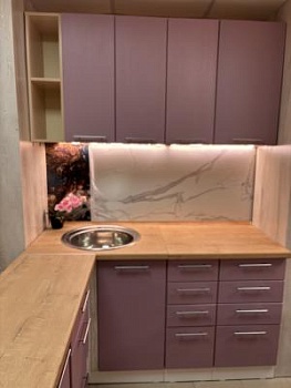 МДФ Сирень (островок из узких корпусов)