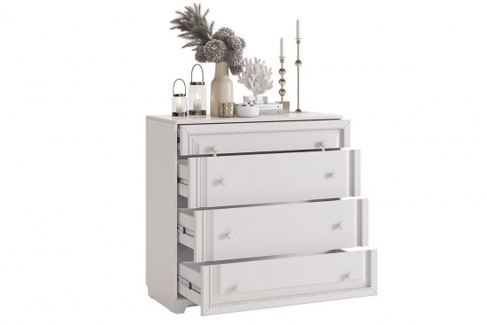 Белла Комод